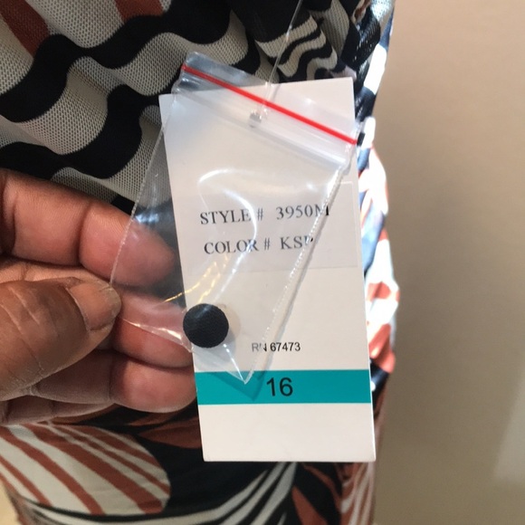 NWT Taylor Mesh Mock Turtleneck Asymmetric Hem Side Ruched Midi Dress-Size 16 - Picture 3 of 16